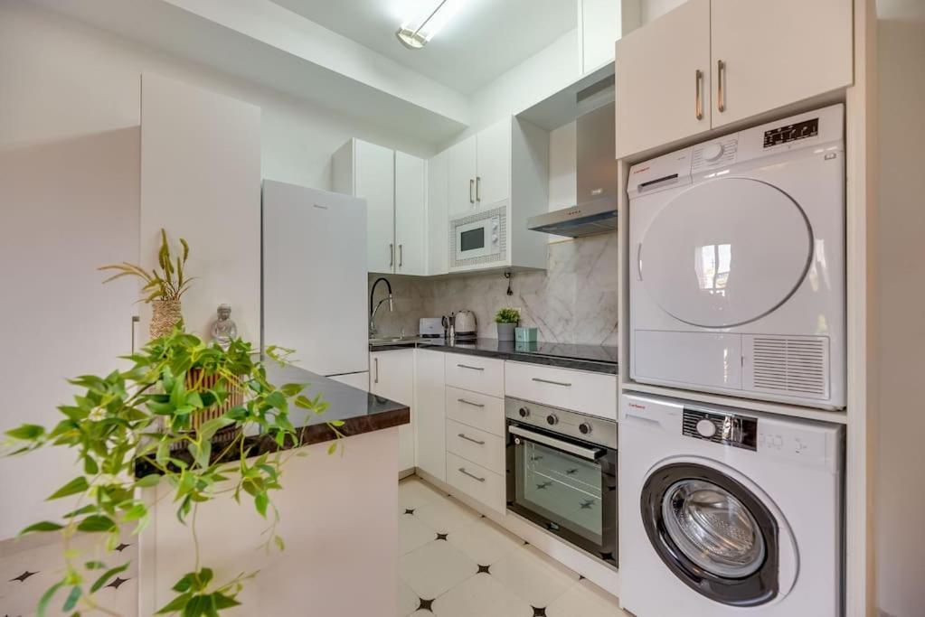 Lxr La Perla Renovated 2Hab. Apt เบนัลมาเดนา ภายนอก รูปภาพ